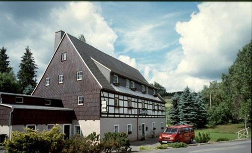 Gaststaette & Pension Alte Muehle Dorfchemnitz Exterior foto